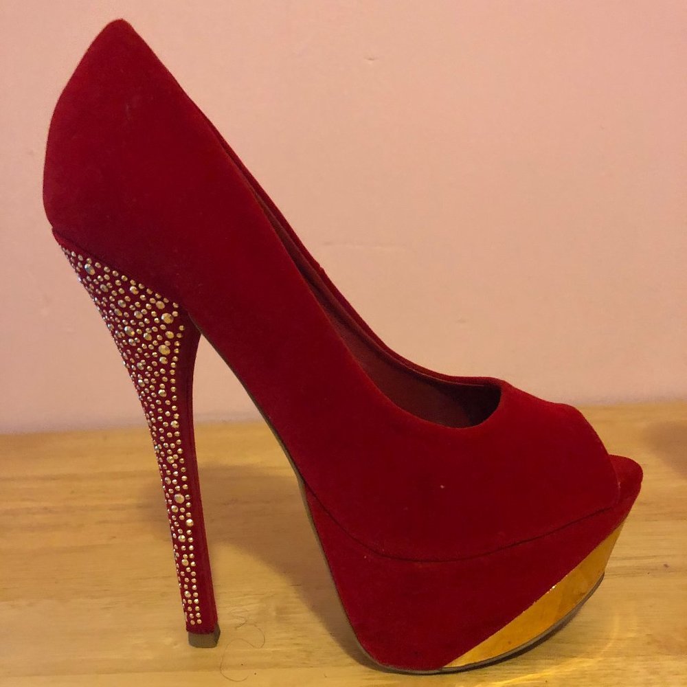 Red suede shoedazzle w gold platform and rhineston